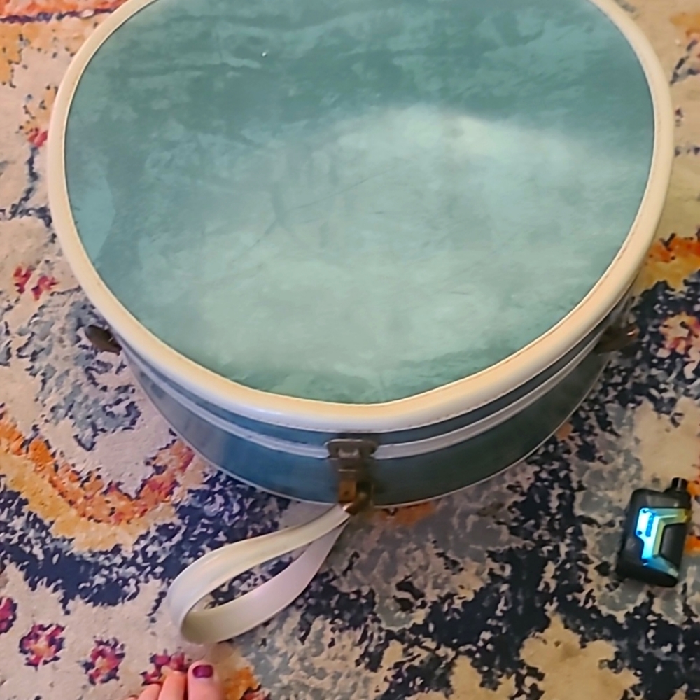 Vintage Samsonite hat box